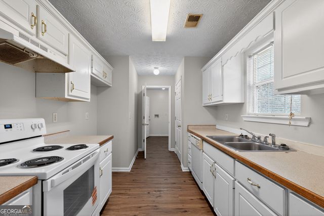 750 Mills Drive, Covington, GA 30016