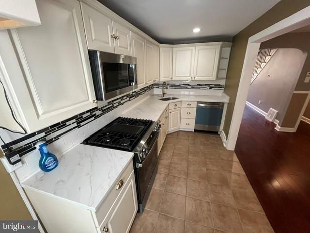 2506 BOND AVE, Drexel Hill, PA 19026