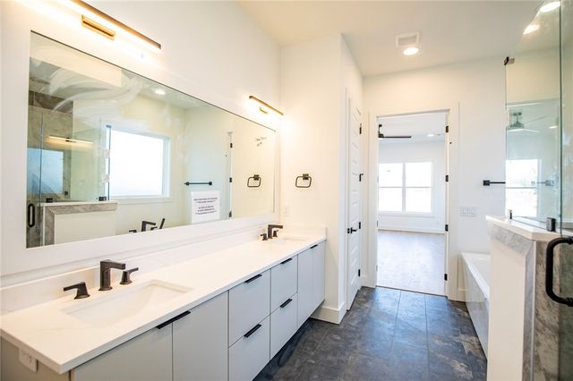 3902 SW Limelight Lane, Bentonville, AR 72713