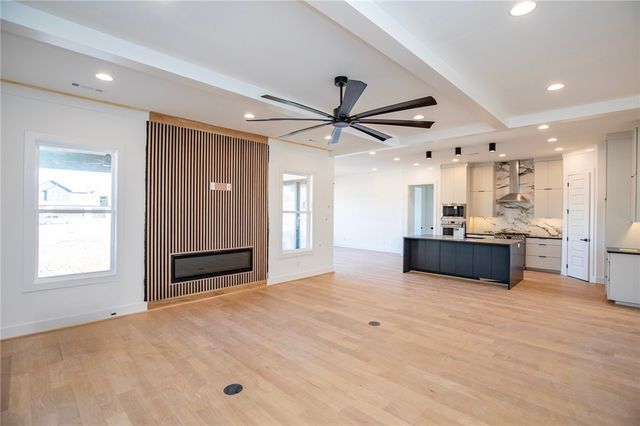 3902 SW Limelight Lane, Bentonville, AR 72713