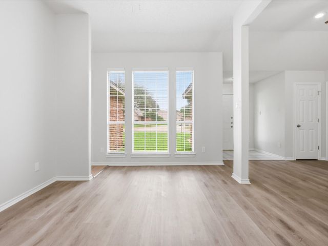 8040 Clear Brook Circle, Fort Worth, TX 76123