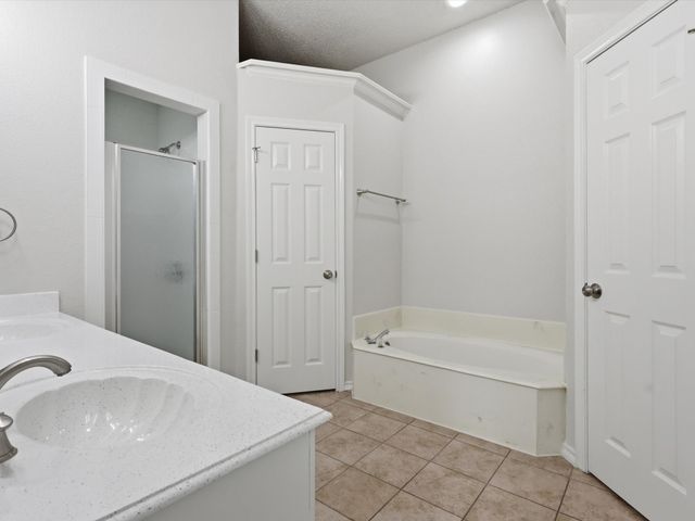 8040 Clear Brook Circle, Fort Worth, TX 76123