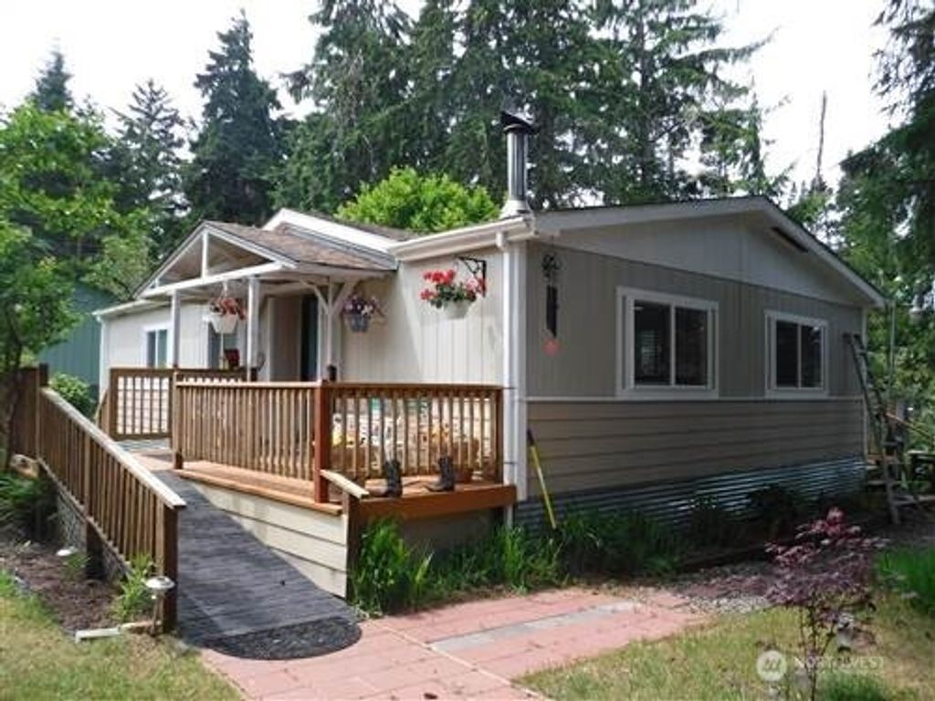 32401 Douglas Drive, Ocean Park, WA 98640