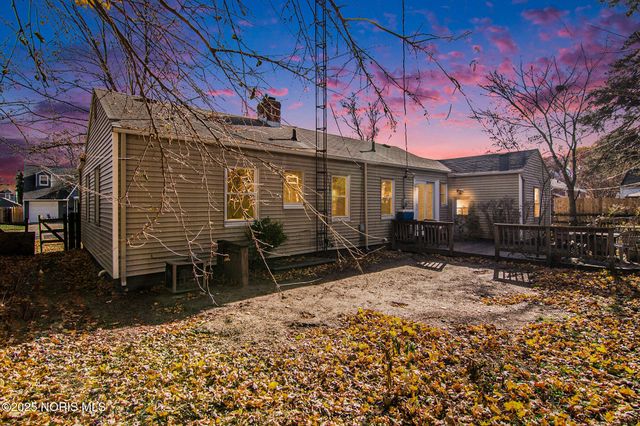 3715 Shelbourne Avenue, Toledo, OH 43613