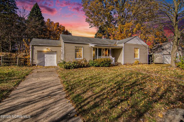 3715 Shelbourne Avenue, Toledo, OH 43613