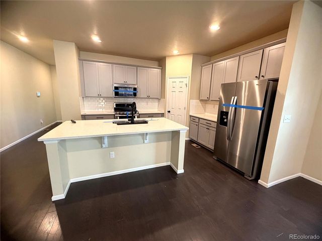 9268 Richfield Street, Commerce City, CO 80022