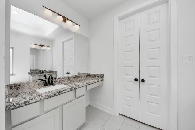 11227 Burgus Farm Road, Humble, TX 77346