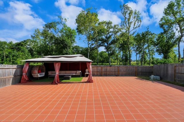 11227 Burgus Farm Road, Humble, TX 77346