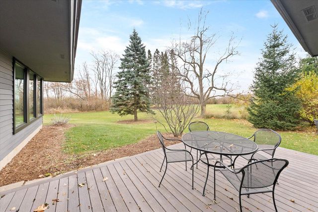 1859 Dynna DRIVE, Grafton, WI 53024