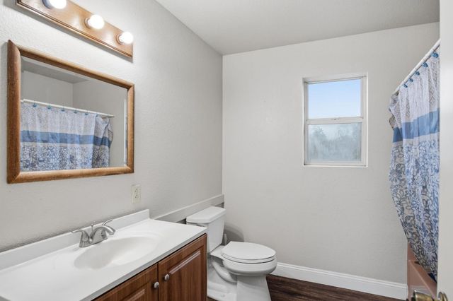 7888 Cedar Ln, Hilmar, CA 95324