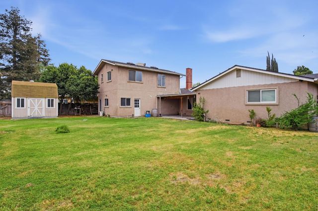 7888 Cedar Ln, Hilmar, CA 95324