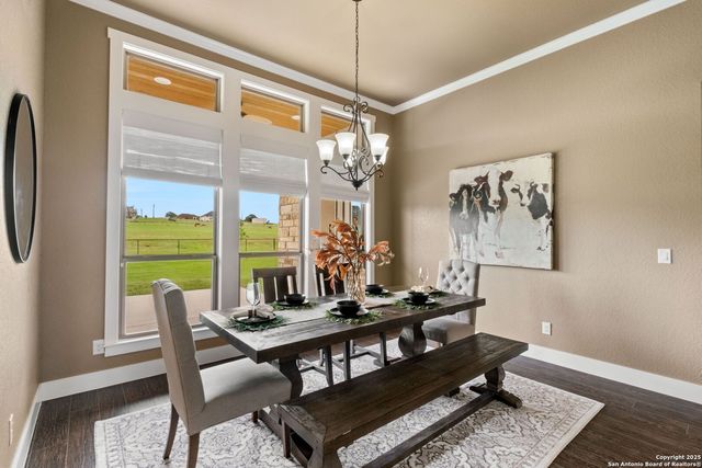 245 Triple R, La Vernia, TX 78121