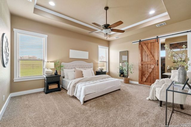 245 Triple R, La Vernia, TX 78121