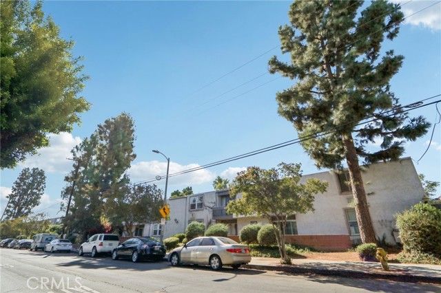 18620 Hatteras Street 247, Tarzana (los Angeles), CA 91356