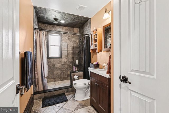 2349 GALLOWAY RD, Bensalem, PA 19020