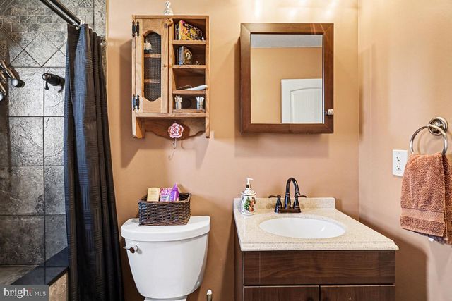 2349 GALLOWAY RD, Bensalem, PA 19020