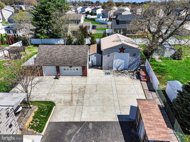 2349 GALLOWAY RD, Bensalem, PA 19020