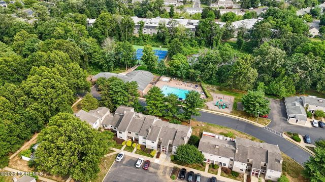 26 Elizabeth Court, Tinton Falls, NJ 07724