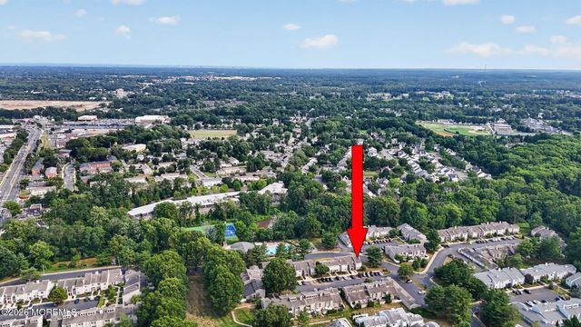 26 Elizabeth Court, Tinton Falls, NJ 07724
