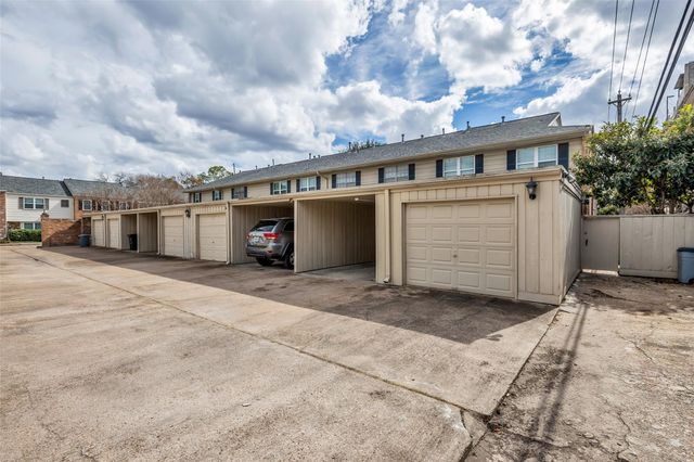 6469 Olympia Drive, Houston, TX 77057