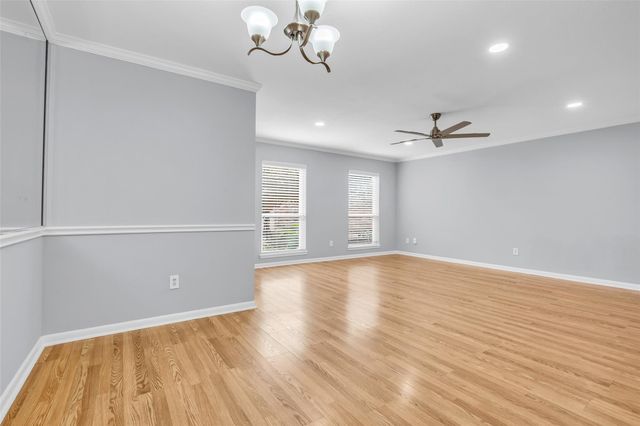 6469 Olympia Drive, Houston, TX 77057