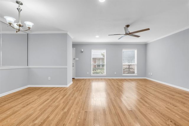 6469 Olympia Drive, Houston, TX 77057