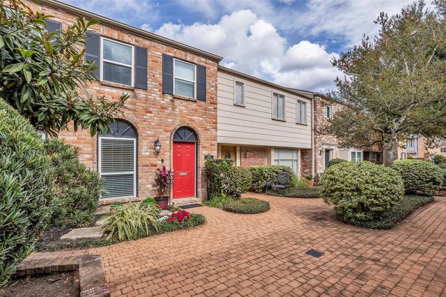 6469 Olympia Drive, Houston, TX 77057