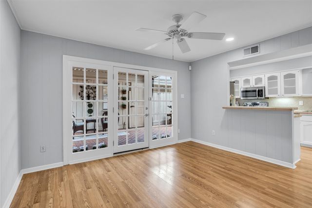 6469 Olympia Drive, Houston, TX 77057