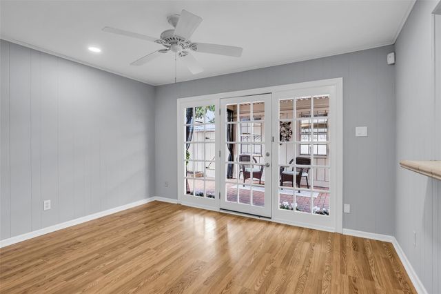6469 Olympia Drive, Houston, TX 77057