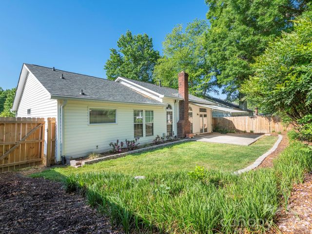 5519 Haybridge Road, Charlotte, NC 28269