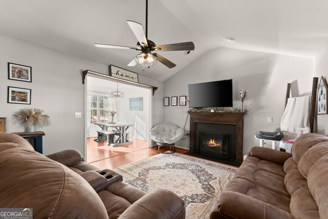 322 Ash Wood Lane, Cleveland, GA 30528