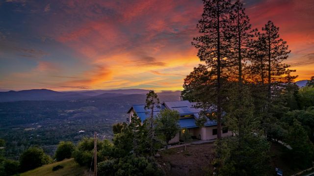33177 Cascadel Heights Drive, North Fork, CA 93643