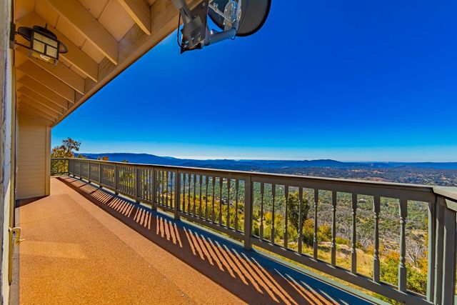 33177 Cascadel Heights Drive, North Fork, CA 93643