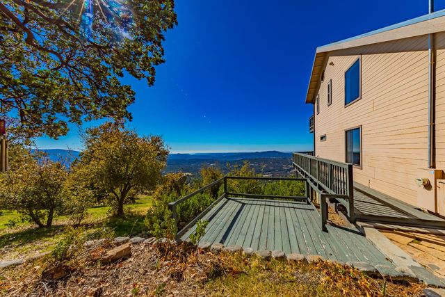 33177 Cascadel Heights Drive, North Fork, CA 93643