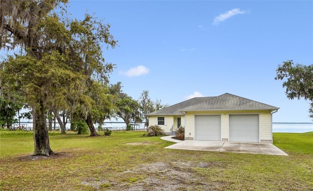 102 SANDRA LANE, Crescent City, FL 32112