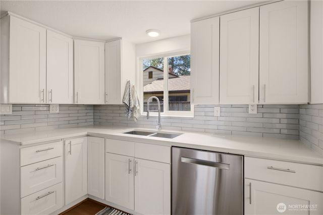 14323 23rd Place NE, Seattle, WA 98125