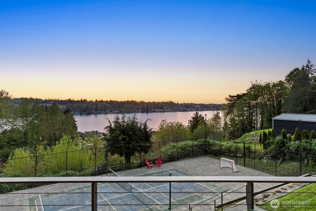 702 Rhodora Heights Road, Lake Stevens, WA 98258