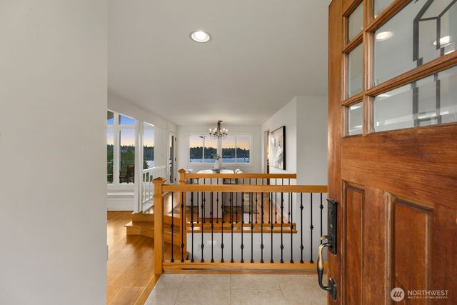 702 Rhodora Heights Road, Lake Stevens, WA 98258