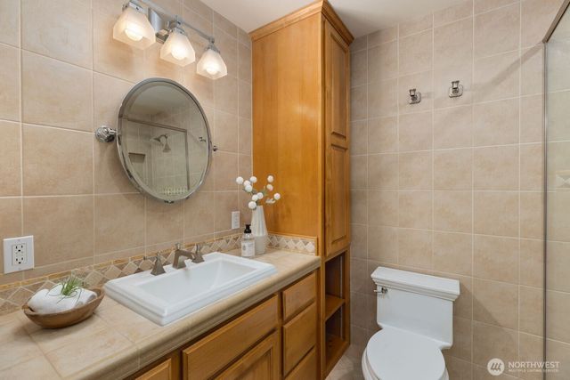 702 Rhodora Heights Road, Lake Stevens, WA 98258