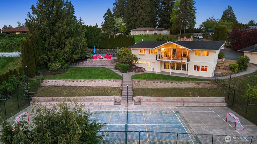 702 Rhodora Heights Road, Lake Stevens, WA 98258