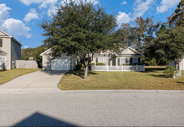 504 Savannah River Drive, Summerville, SC 29485