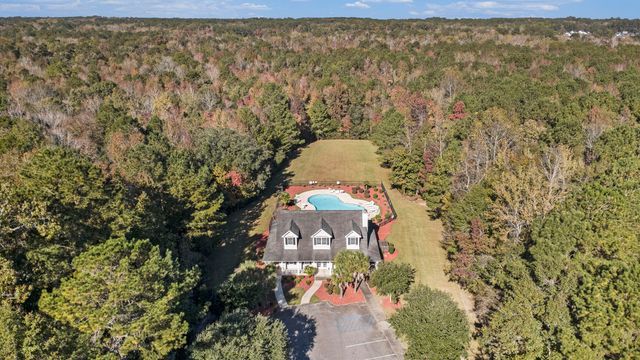 504 Savannah River Drive, Summerville, SC 29485