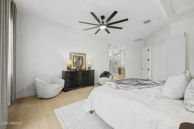 4630 E GLENROSA Avenue, Phoenix, AZ 85018
