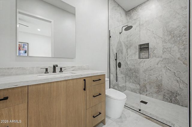 4630 E GLENROSA Avenue, Phoenix, AZ 85018
