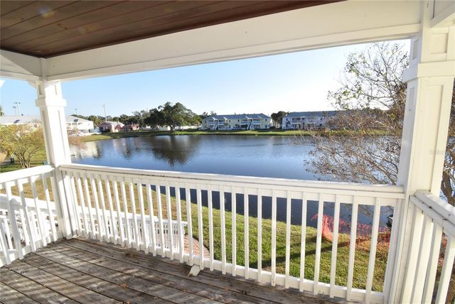 220 POMPANO DRIVE SE H, St Petersburg, FL 33705