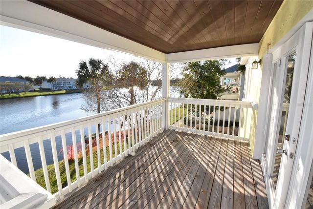 220 POMPANO DRIVE SE H, St Petersburg, FL 33705