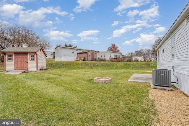 264 WESTWOOD DR, York, PA 17404