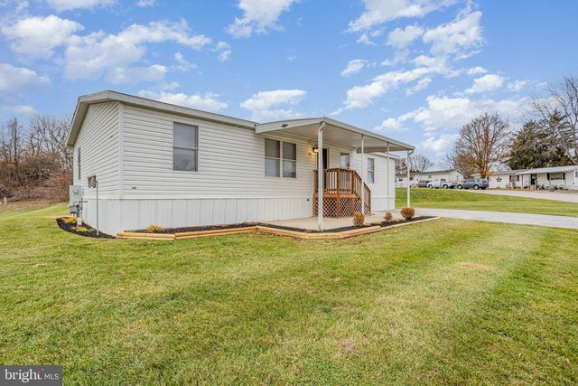 264 WESTWOOD DR, York, PA 17404