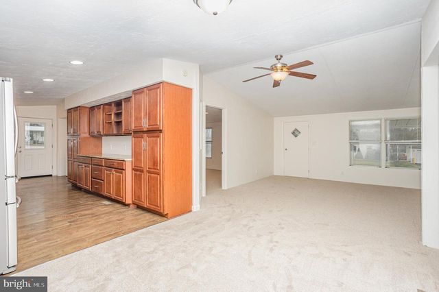 264 WESTWOOD DR, York, PA 17404