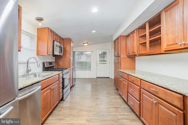 264 WESTWOOD DR, York, PA 17404